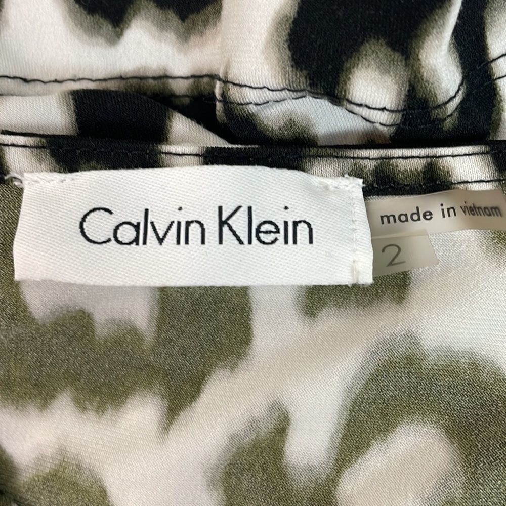 Size P Calvin Klein Cheetah Dress 3/4 Sleeve Gold Circles at Neckline Fall Dress - Picture 6 of 8